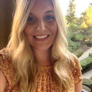 Meet your Posher, Brooke